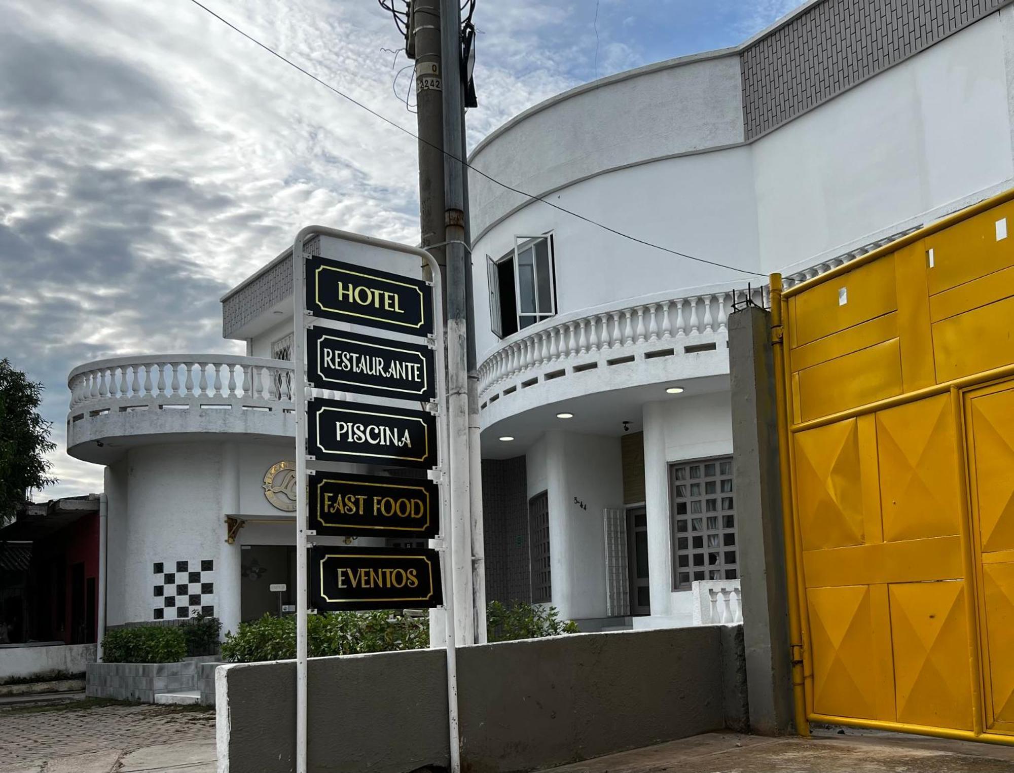 Hotel La Candelaria Room House Magangue Exterior photo